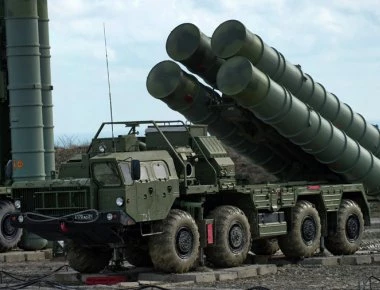 Kαι το Κατάρ αγοράζει S-400 από τη Μόσχα